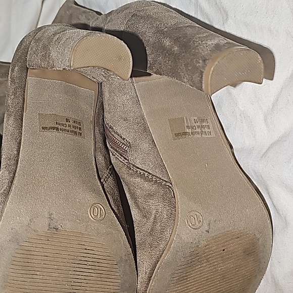 Wild Diva Tall Taupe Boot - Picture 11 of 13